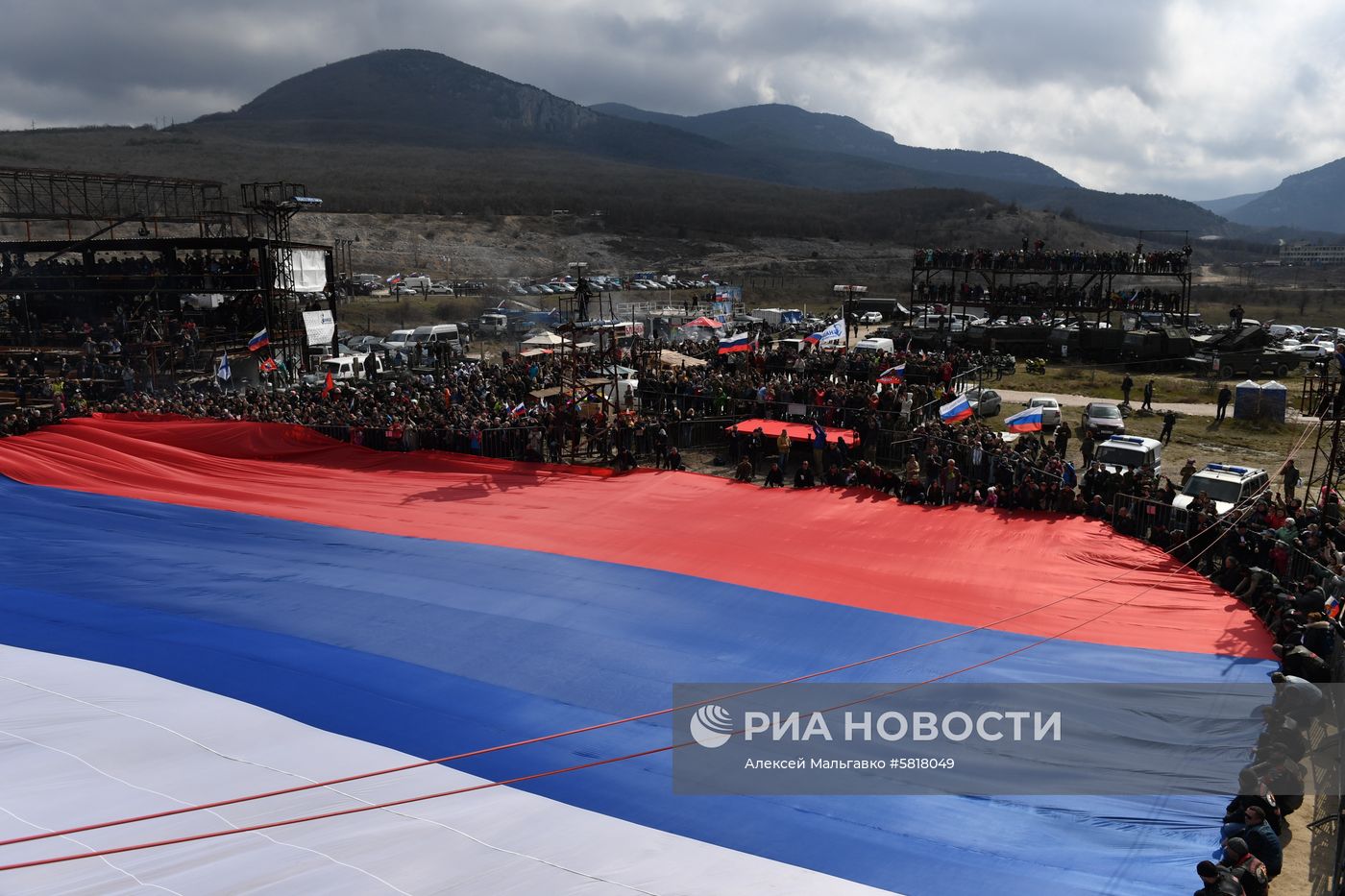 Автопробег мотоклуба "Ночные волки" в Крыму