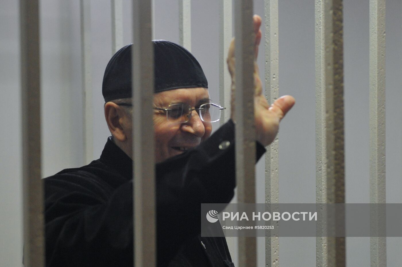 Заседание суда по делу главы чеченского отделения центра "Мемориал" О. Титиева