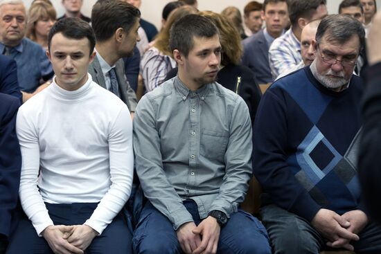 Избрание меры пресечения задержанным по делу о гибели детей в Карелии