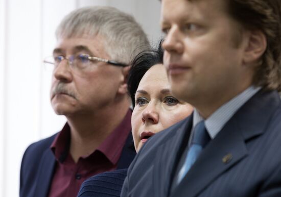 Избрание меры пресечения задержанным по делу о гибели детей в Карелии