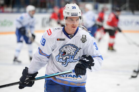 Хоккей. КХЛ. Матч "Авангард" - "Барыс