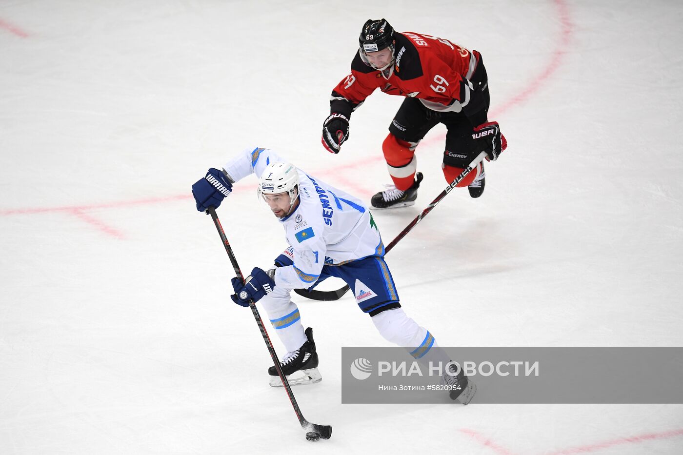 Хоккей. КХЛ. Матч "Авангард" - "Барыс