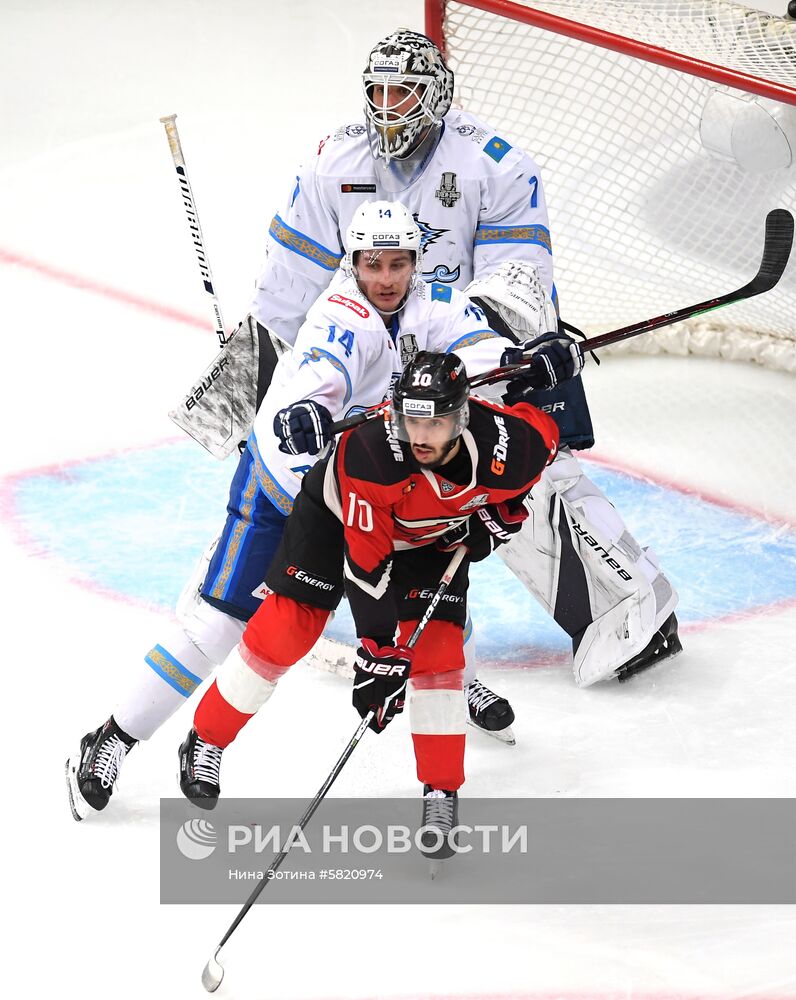 Хоккей. КХЛ. Матч "Авангард" - "Барыс