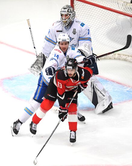 Хоккей. КХЛ. Матч "Авангард" - "Барыс