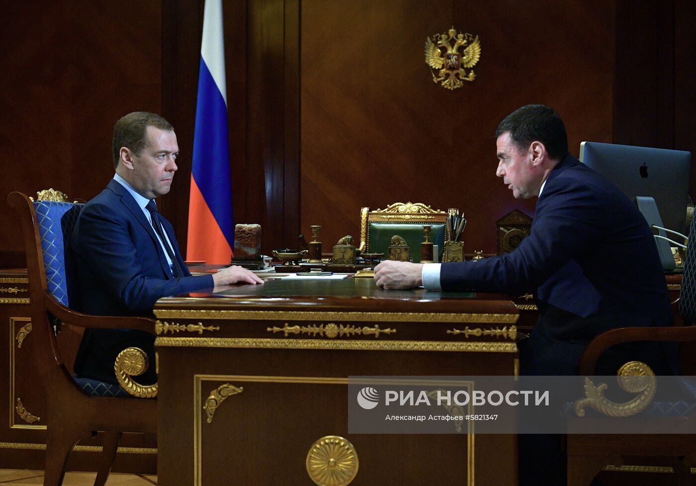 Премьер-министр РФ Д. Медведев встретился с губернатором Ярославской области Д. Мироновым