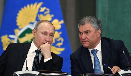 Президент РФ В. Путин принял участие в расширенном заседании коллегии Генпрокуратуры РФ