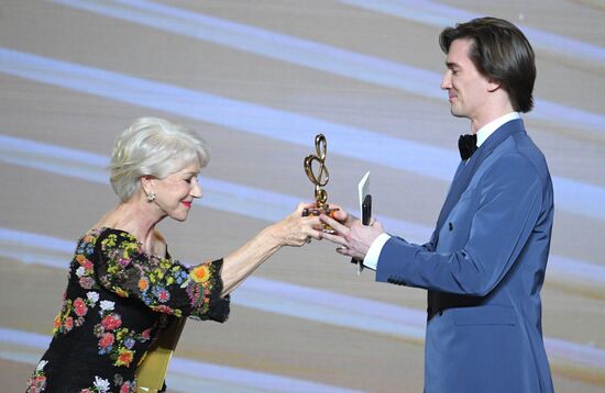 Вручение музыкальной премии BraVo 