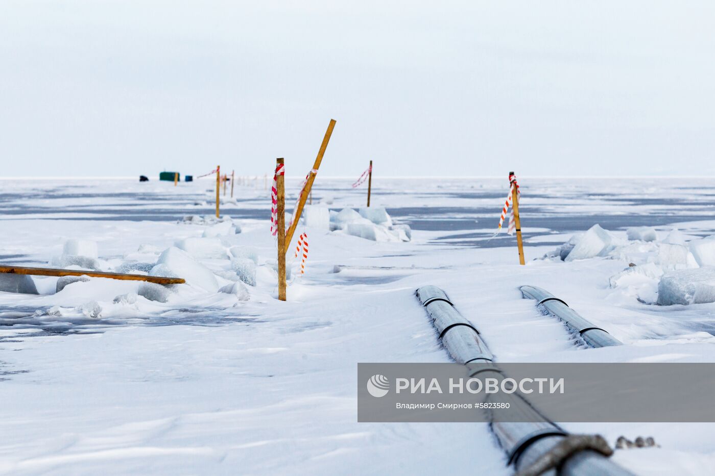 Строительство завода по розливу воды на берегу Байкала приостановлено