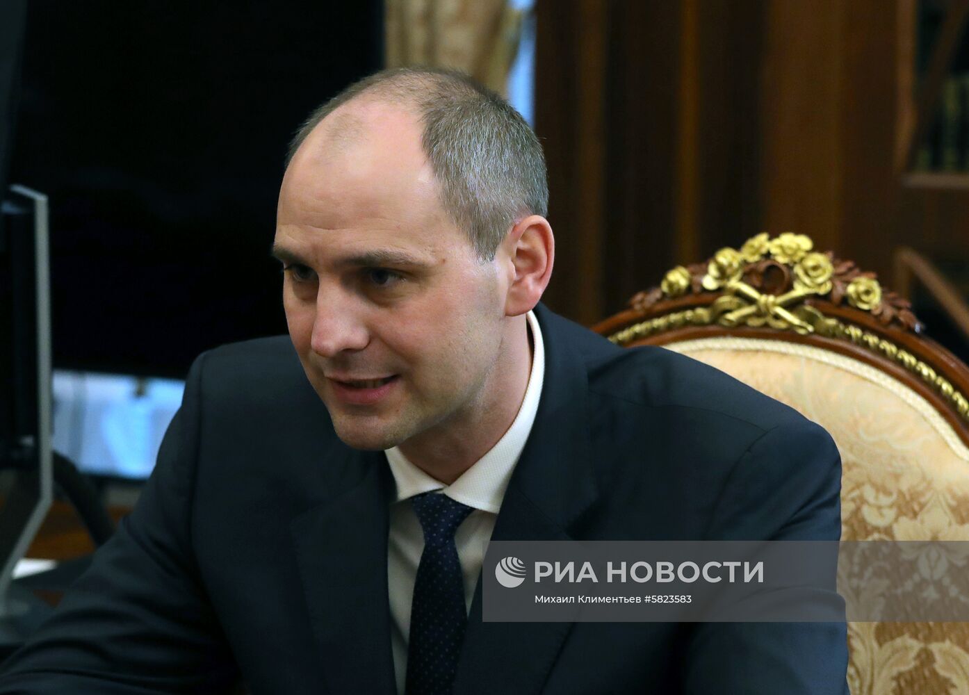 Президент РФ В. Путин провел встречу с Д. Паслером