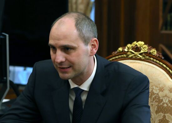 Президент РФ В. Путин провел встречу с Д. Паслером