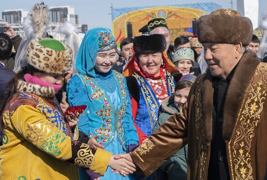 Н. Назарбаев и К.-Ж. Токаев посетили мероприятия в честь Наурыза