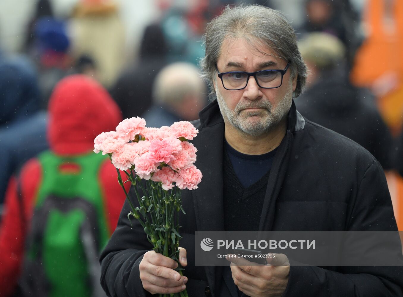 Прощание с певицей Юлией Началовой