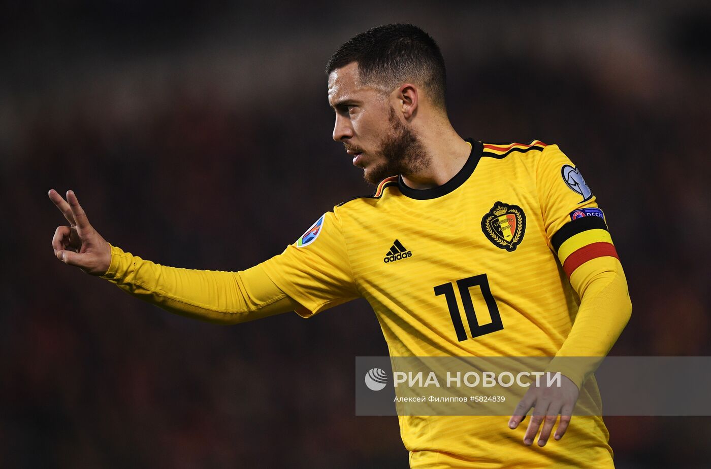 Футбол. Отборочный матч ЧЕ-2020. Матч Бельгия - Россия