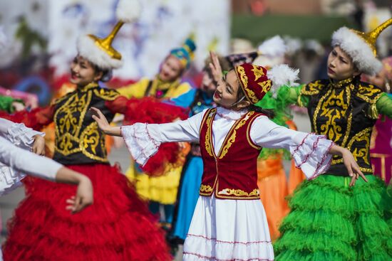 Празднование Навруза в Бишкеке