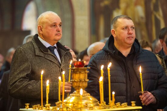 Годовщина трагедии в "Зимней вишне"