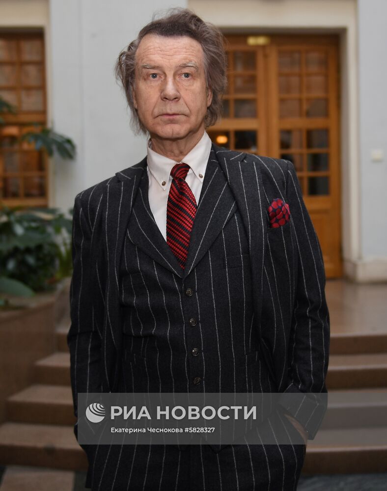 Награждение деятелей культуры и искусства госнаградами РФ