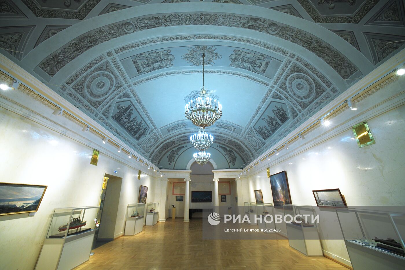 Залы Московского Английского клуба после реставрации