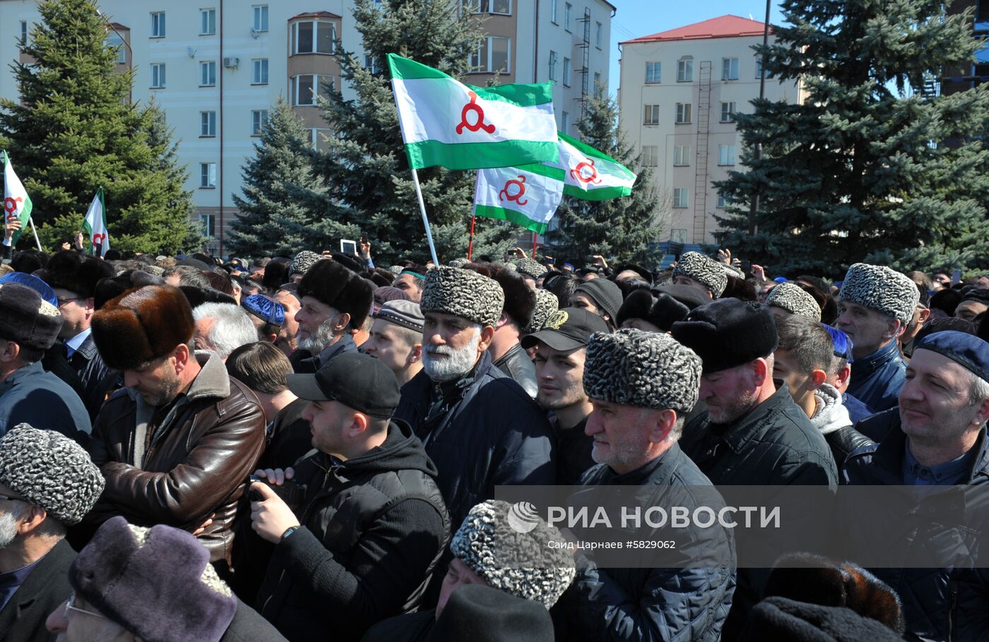 Митинг по закону о референдуме в Ингушетии