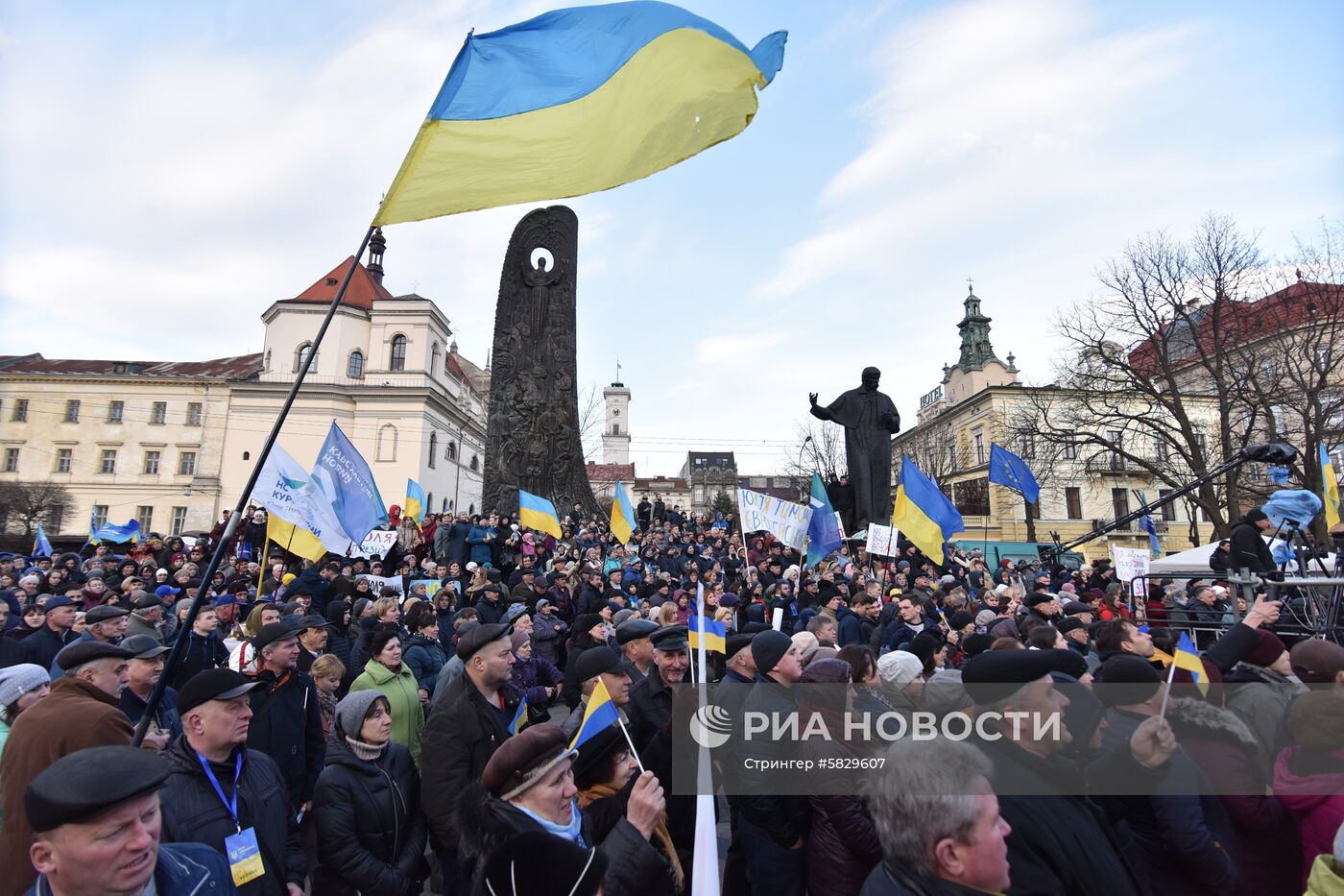 Встреча кандидата в президенты Украины Ю. Тимошенко с избирателями во Львове