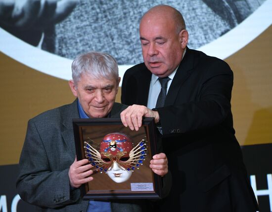 Театральная премия "Золотая маска-2019"