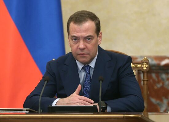 Премьер-министр РФ Д. Медведев провел заседание правительства РФ