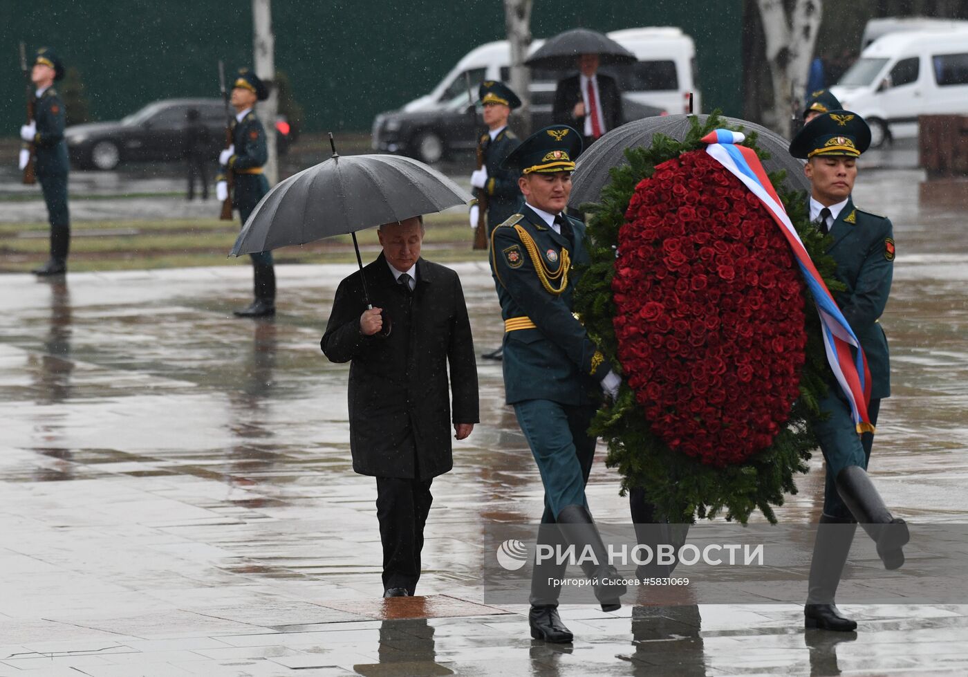 Государственный визит президента РФ В. Путина в Киргизию