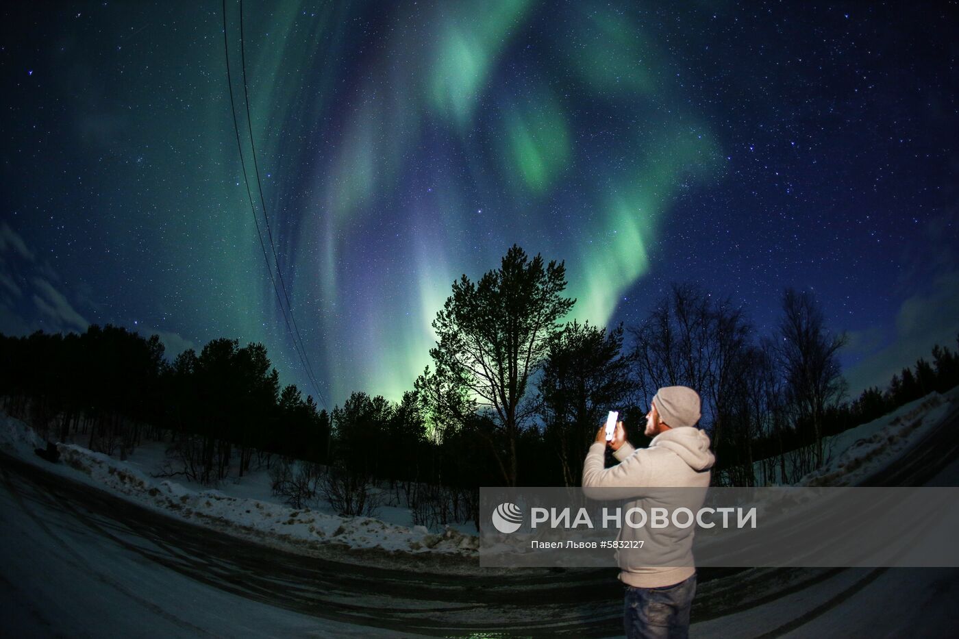 Северное сияние в Мурманской области