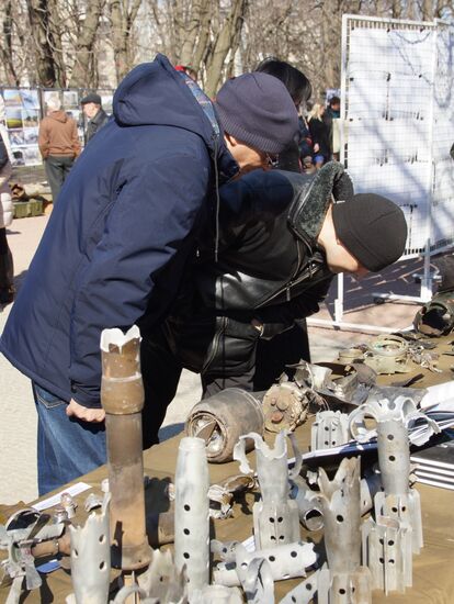 Выставка свидетельств военной агрессии ВСУ открылась в Луганске