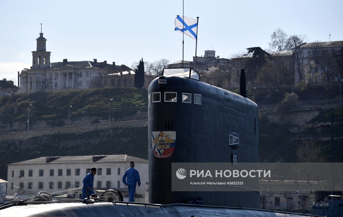 Подлодка «Великий Новгород» впервые прибыла на базу ЧФ в Севастополе