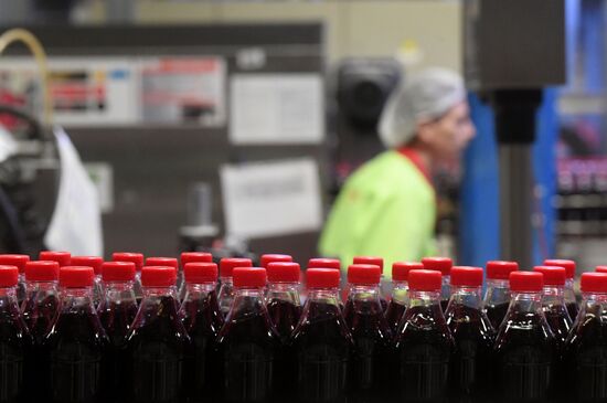 Производство напитков на заводе Сосa-Cola 
