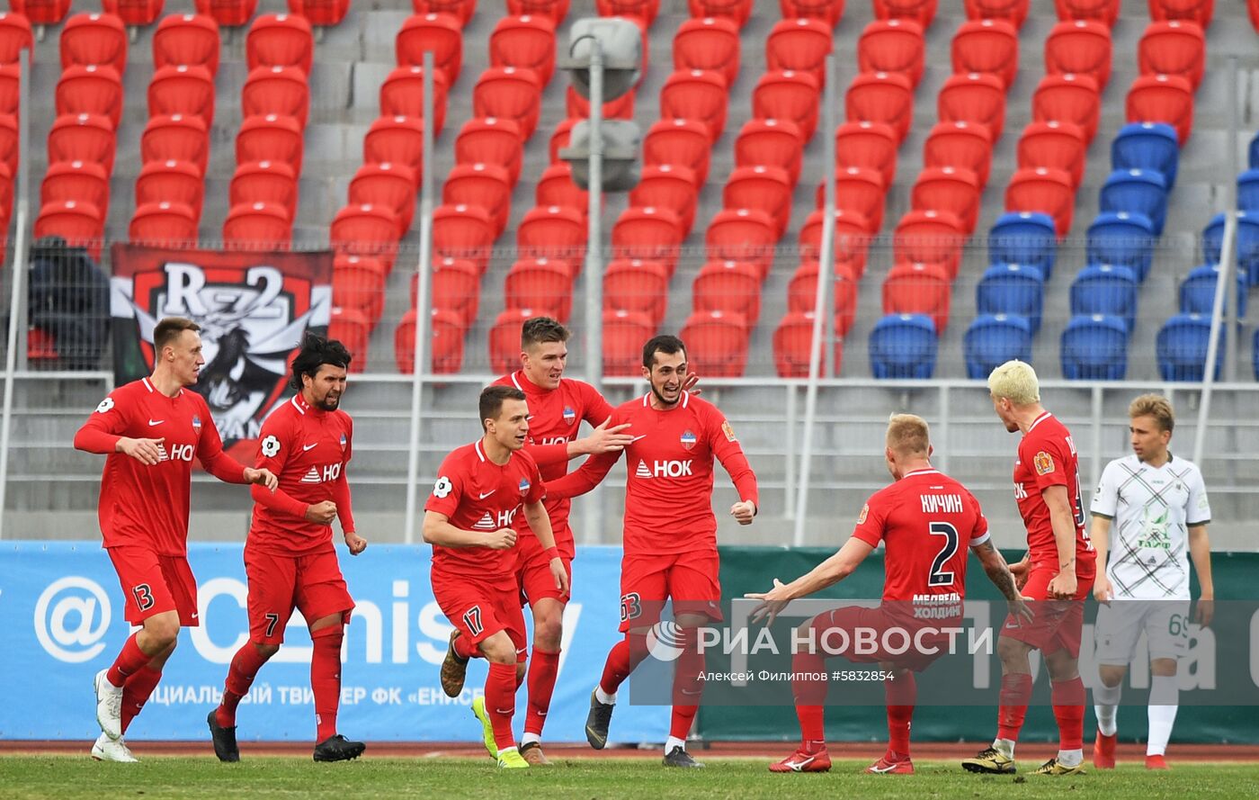 Футбол. РПЛ. Матч "Енисей" - "Рубин"