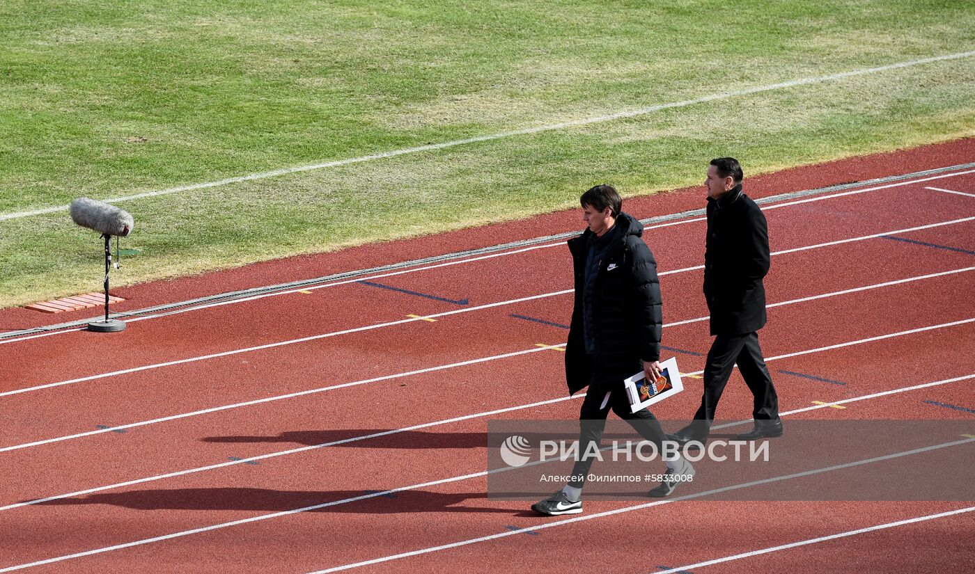 Футбол. РПЛ. Матч "Енисей" - "Рубин"