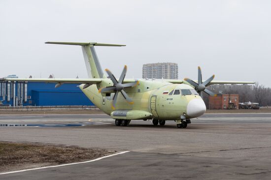 Первый полет Ил-112В