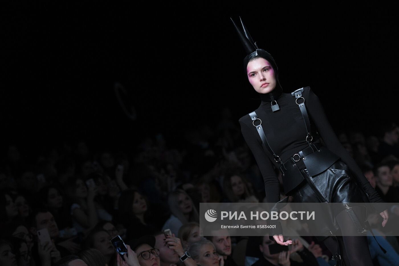 Mercedes-Benz Fashion Week Russia. День первый