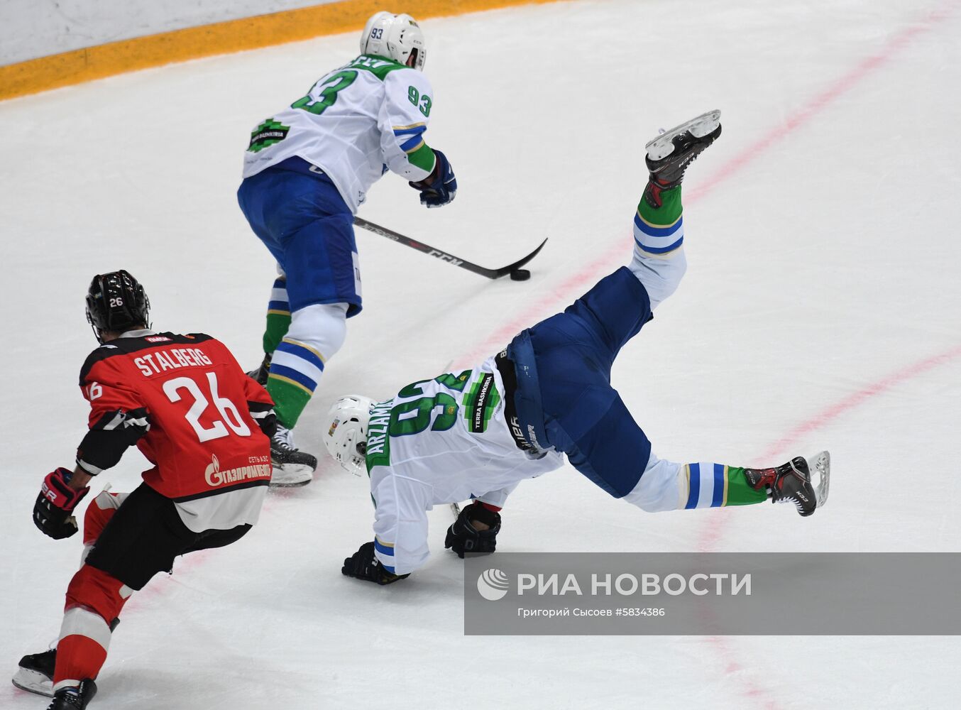 Хоккей. КХЛ. Матч "Авангард" - "Салават Юлаев"