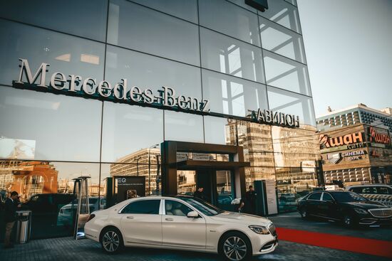 Открытие дилерского центра Mercedes-Benz на территории ЗИЛа