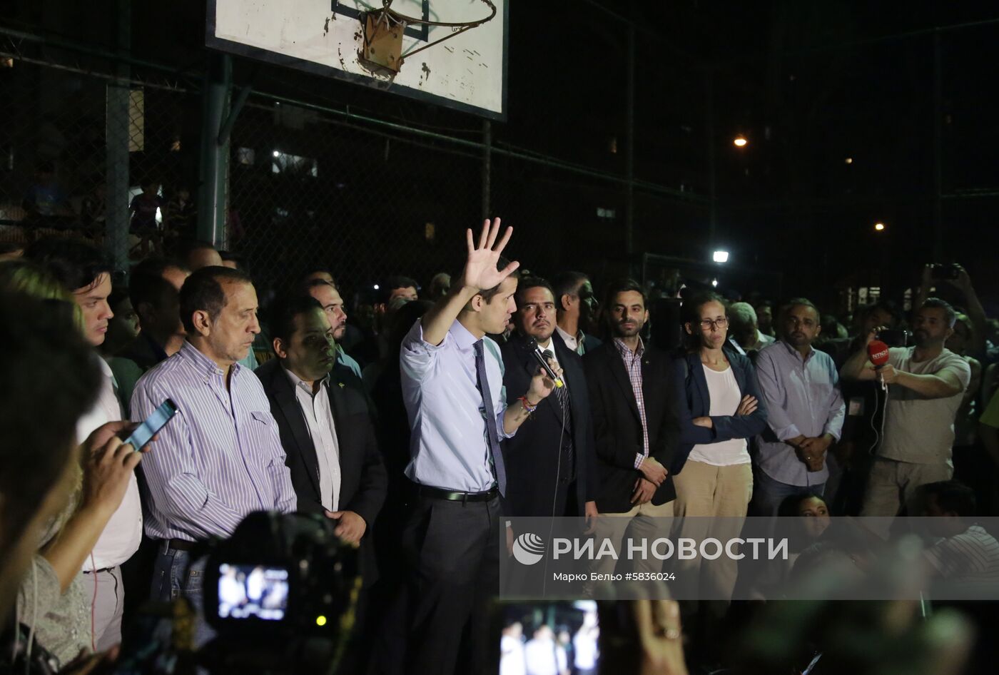 Пресс-конференция Х. Гуаидо в Каракасе