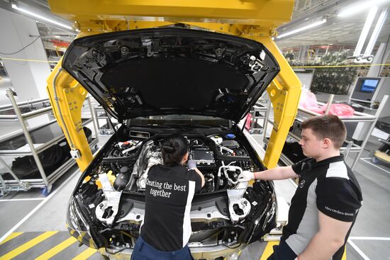 Открытие завода по производству легковых автомобилей Mercedes