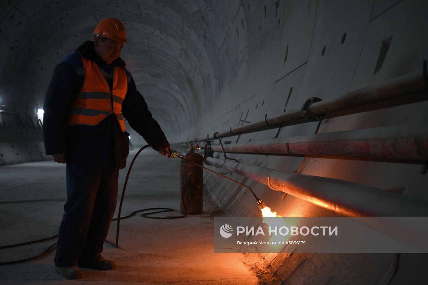 Строительство станции метро "Юго-Восточная"