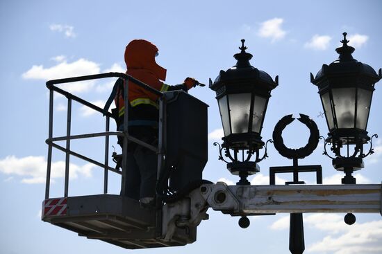 Подготовка объектов городского освещения к весенне-летнему сезону