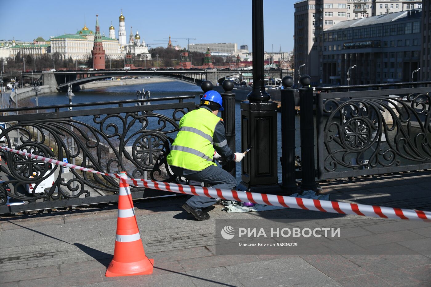 Подготовка объектов городского освещения к весенне-летнему сезону