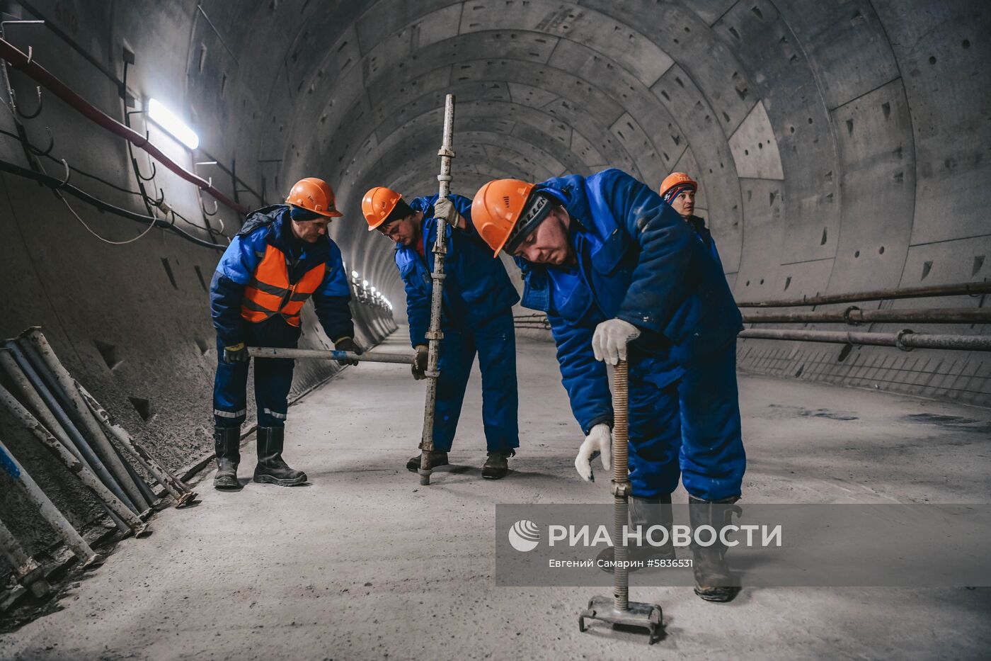 Строительство станции метро "Юго-Восточная"