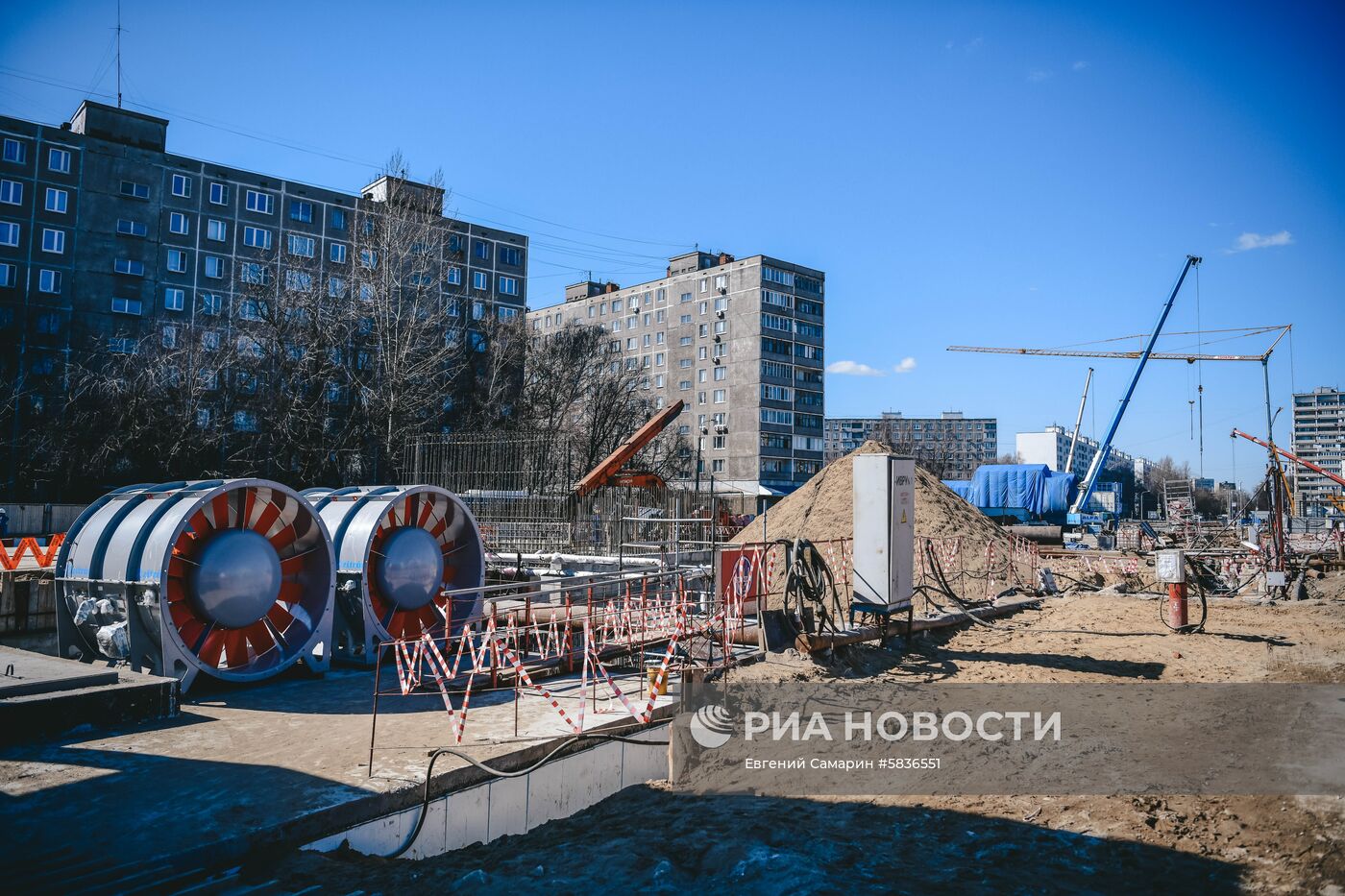 Строительство станции метро "Юго-Восточная"