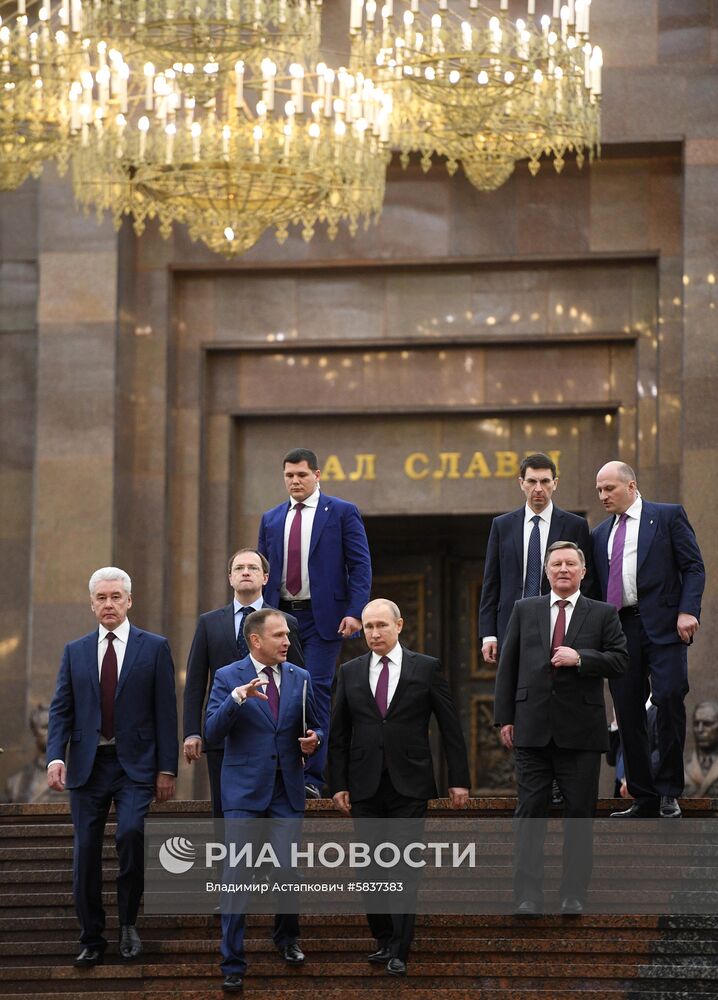 Президент РФ В. Путин принял участие в торжественном открытии всероссийской акции "Вахта памяти"