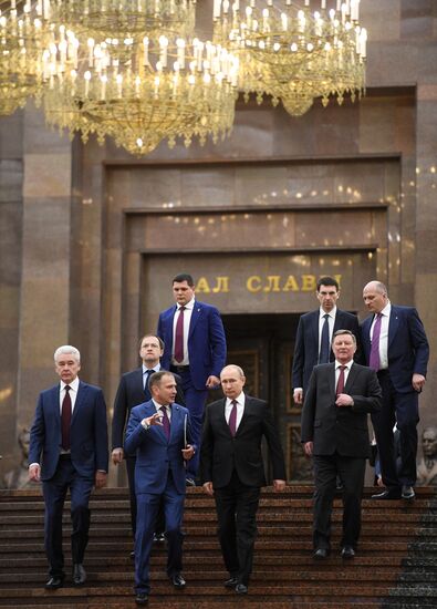 Президент РФ В. Путин принял участие в торжественном открытии всероссийской акции "Вахта памяти"