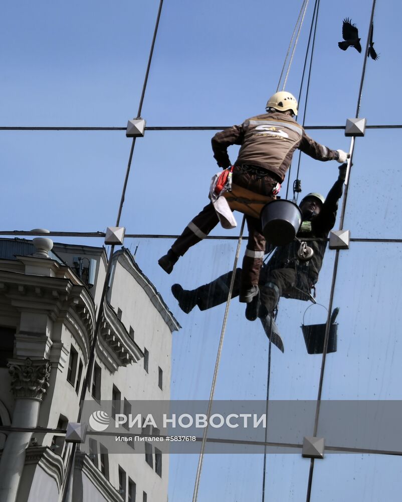 Подготовка объектов городской инфраструктуры к весенне-летнему сезону