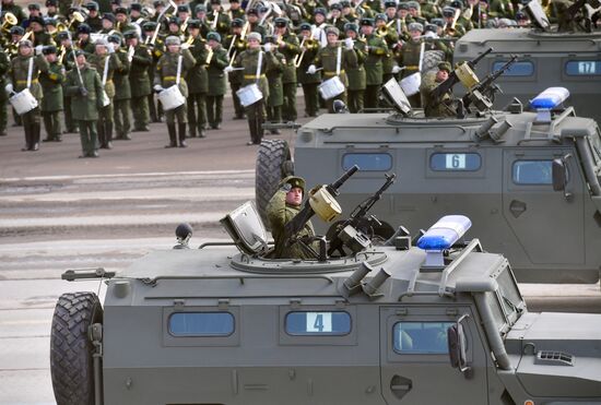 Репетиция Парада Победы в Алабино 