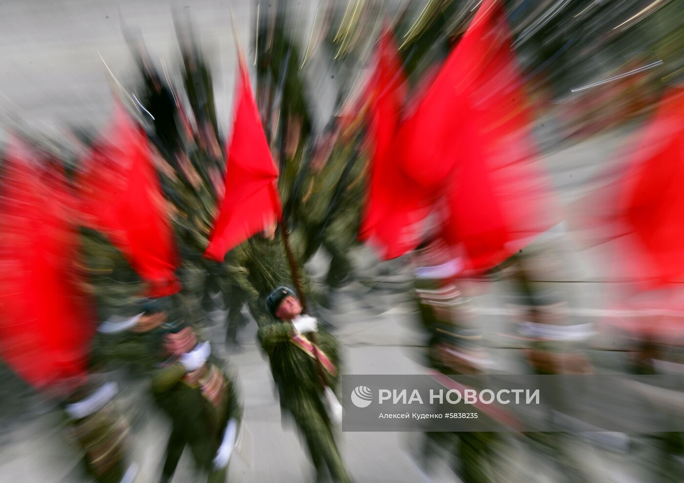 Репетиция Парада Победы в Алабино 