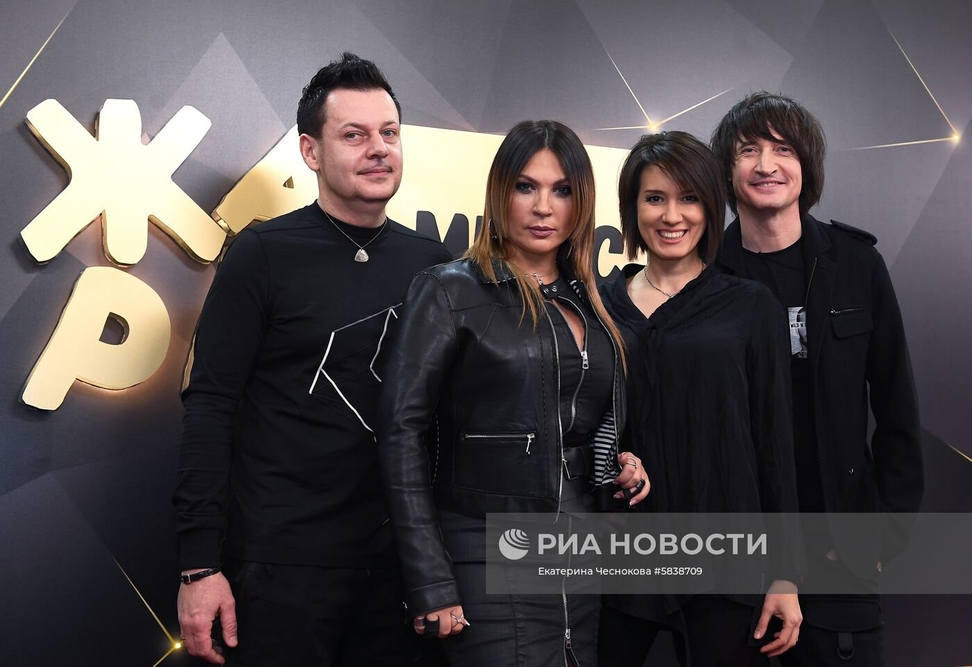 Музыкальная премия "Жара Music Awards"