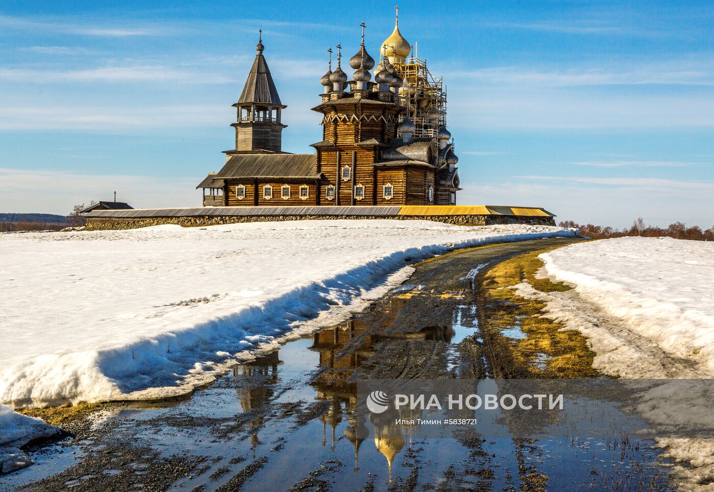 Музей-заповедник "Кижи" в Карелии